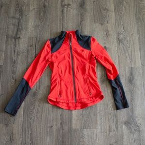 Lululemon Forme Jacket Love Red deep coal 8 zipper